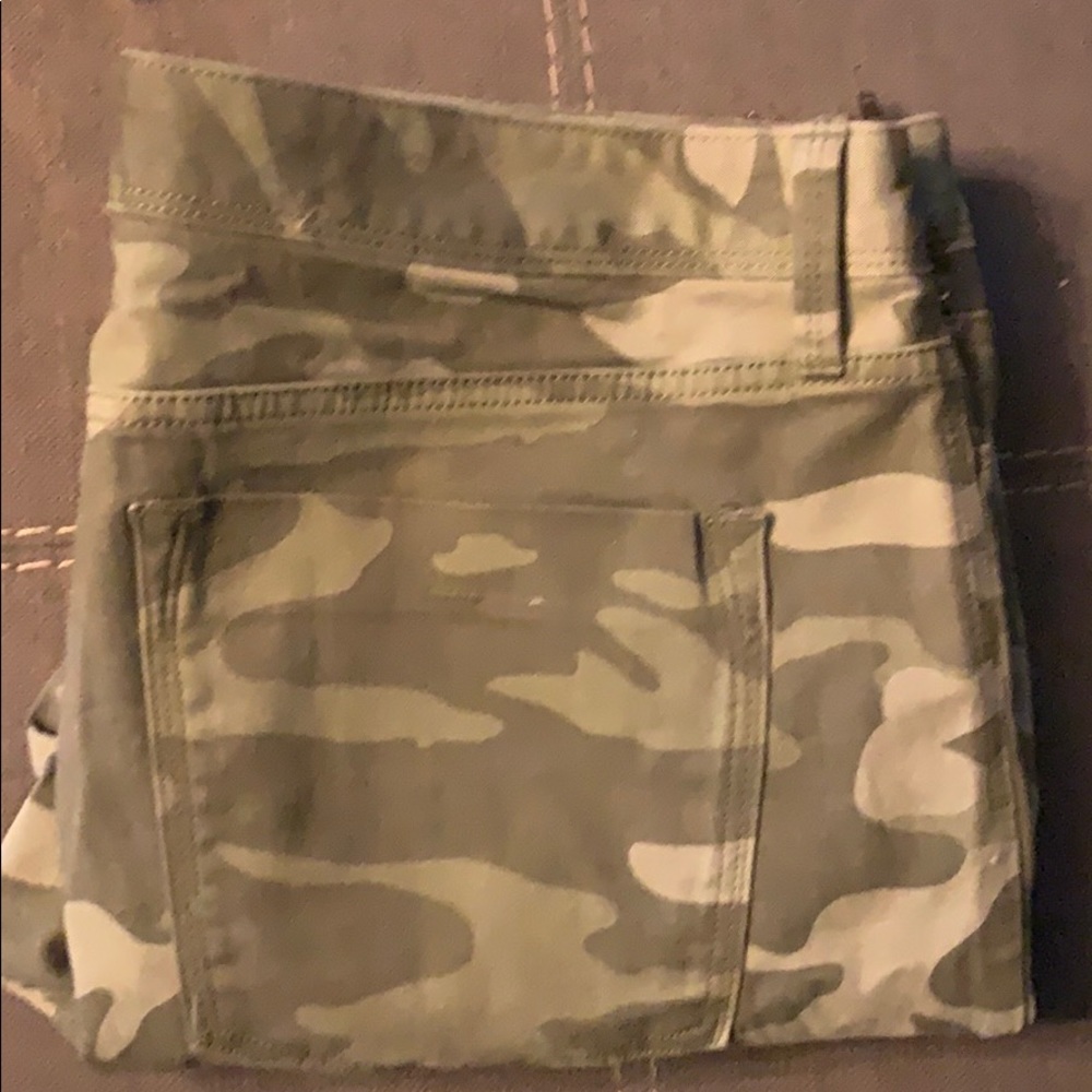 NWT Banana Republic Heritage Camo pants
